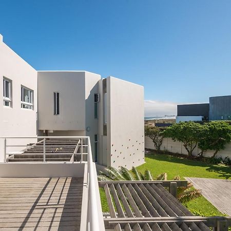 Ocean12 Guesthouse Sunset Beach Cape Town Exterior photo